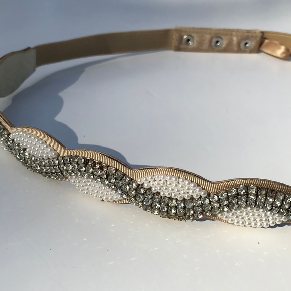 white house black market Accessories - WHBM rhinestones pearls leather belt (J-22)